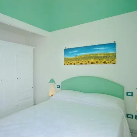 Sleeps 5 Pool Air Con Wifi * Praiano