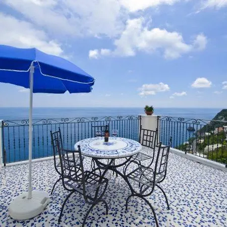Vakantiehuis Sleeps 5 Pool Air Con Wifi Praiano